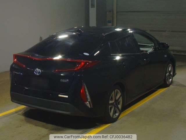 toyota prius-phv 2017 -TOYOTA--Prius PHV DLA-ZVW52--ZVW52-3061982---TOYOTA--Prius PHV DLA-ZVW52--ZVW52-3061982- image 2