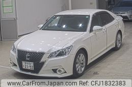 toyota crown 2013 CFJ1832383