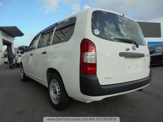 toyota probox 2022 CFJ1833978 image 2