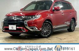 mitsubishi outlander-phev 2019 CFJ1819161