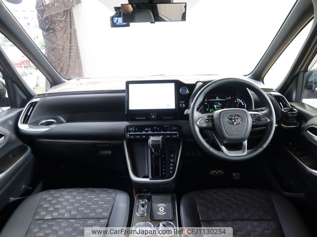 toyota voxy 2023 -TOYOTA--Voxy 6AA-ZWR90W--ZWR90-0085033---TOYOTA--Voxy 6AA-ZWR90W--ZWR90-0085033- image 2