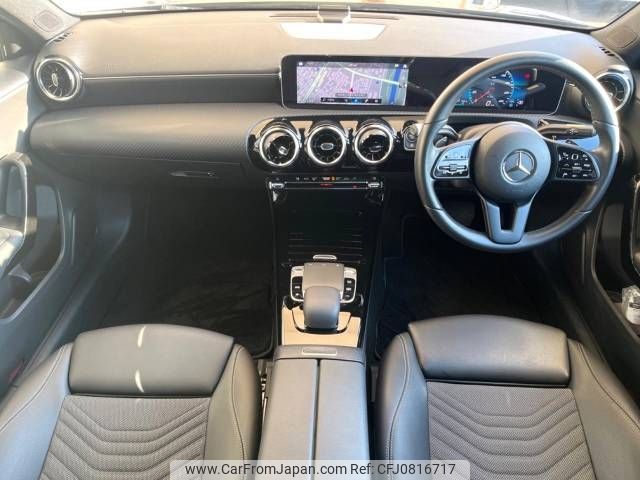 mercedes-benz a-class 2019 -MERCEDES-BENZ--Benz A Class 5BA-177084--WDD1770842J067928---MERCEDES-BENZ--Benz A Class 5BA-177084--WDD1770842J067928- image 2