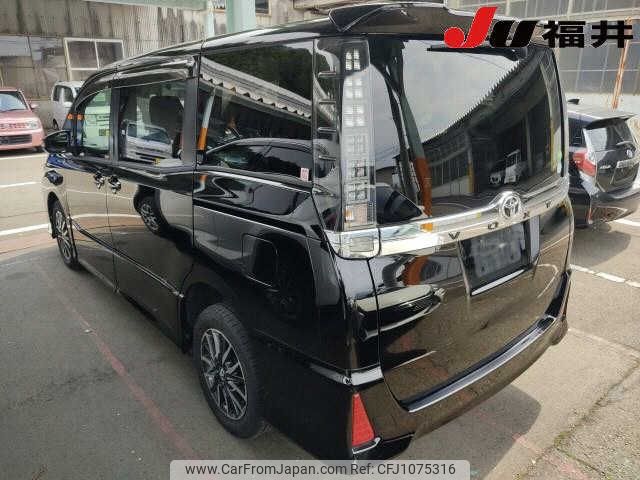 toyota voxy 2014 -TOYOTA--Voxy ZRR85W--0012734---TOYOTA--Voxy ZRR85W--0012734- image 2