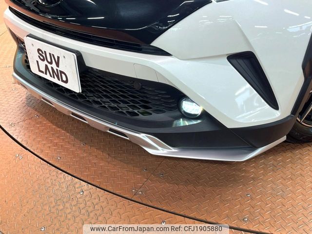 toyota c-hr 2018 CFJ1905880 image 2