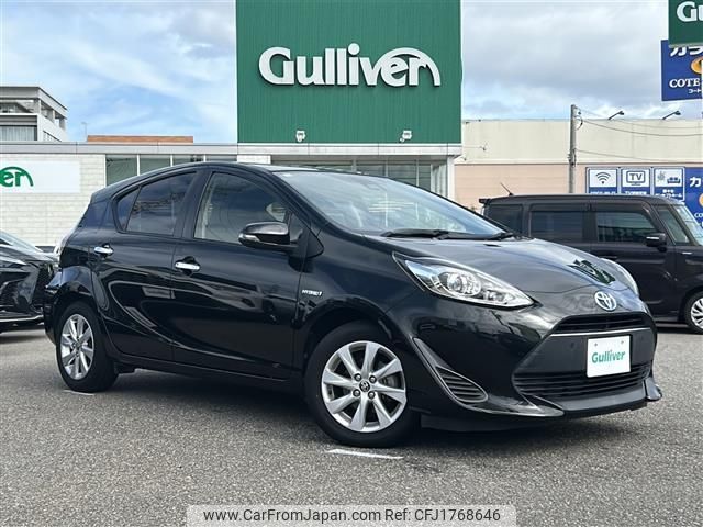 toyota aqua 2018 CFJ1768646 image 1