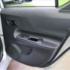 toyota aqua 2017 -TOYOTA--AQUA DAA-NHP10--NHP10-6599833---TOYOTA--AQUA DAA-NHP10--NHP10-6599833- image 24