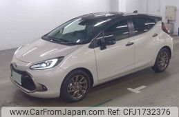 toyota aqua 2024 CFJ1732376