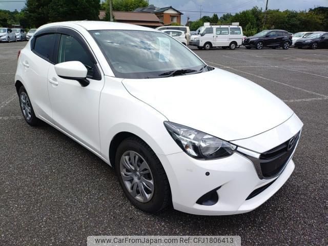 mazda demio 2016 CFJ1806413 image 2