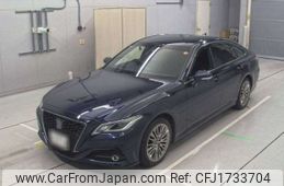 toyota crown 2018 CFJ1733704