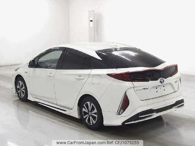 toyota prius-phv 2017 -TOYOTA--Prius PHV ZVW52--3028731---TOYOTA--Prius PHV ZVW52--3028731- image 2
