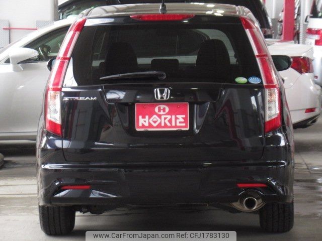honda stream 2011 CFJ1783130 image 2
