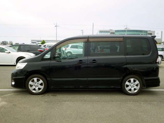 2010 Nissan Serena DBA-CC25 2WD - Car Price $500
