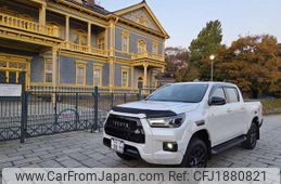 toyota hilux 2023 CFJ1880821