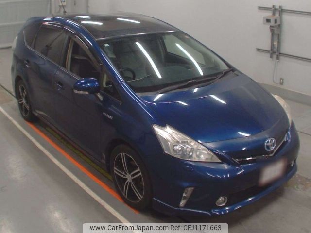 toyota prius-α 2012 NIKYO_SH18229 image 1