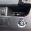 toyota voxy 2011 CFJ1851618 image 31