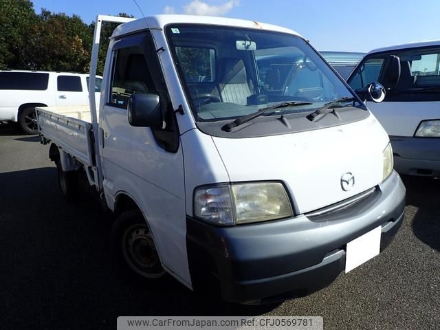 mazda bongo-truck 2002 GOO_NET_EXCHANGE_0705372A30241213W002 image 2