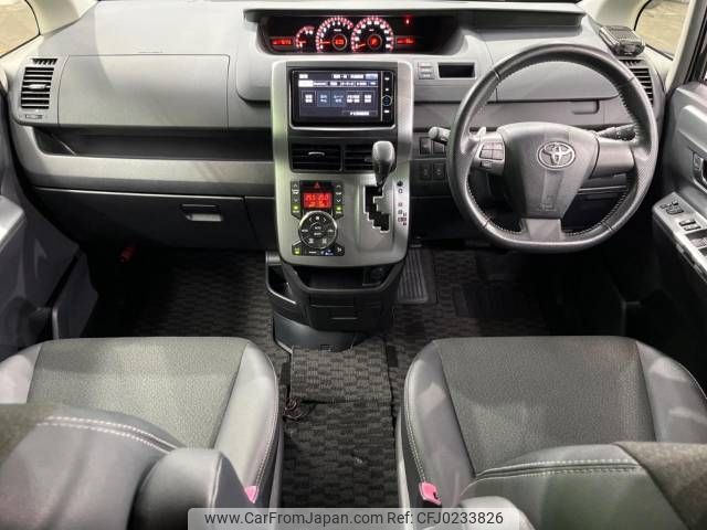 toyota voxy 2013 -TOYOTA--Voxy DBA-ZRR75W--ZRR75-0114842---TOYOTA--Voxy DBA-ZRR75W--ZRR75-0114842- image 2