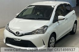 toyota vitz 2015 CFJ1498937