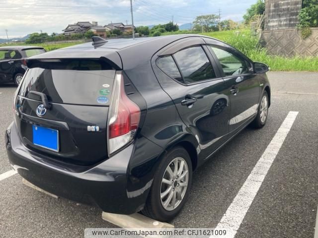 toyota aqua 2015 CFJ1621009 image 2