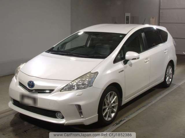 toyota prius-α 2013 CFJ1852386 image 1
