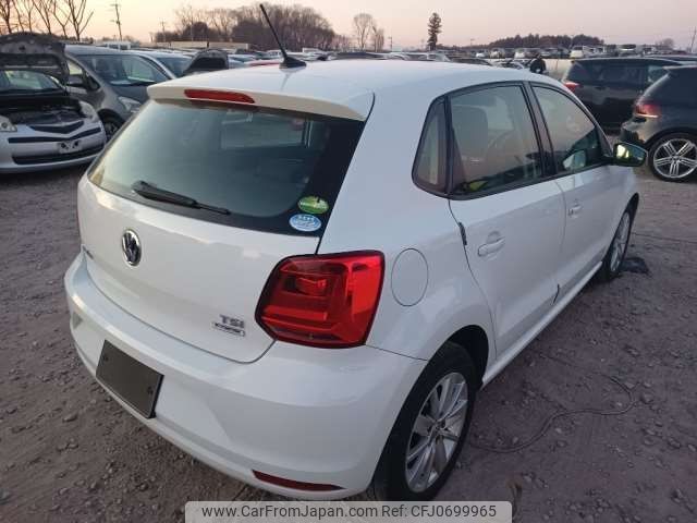 volkswagen polo 2014 -VOLKSWAGEN--VW Polo DBA-6RCJZ--WVWZZZ6RZFU033657---VOLKSWAGEN--VW Polo DBA-6RCJZ--WVWZZZ6RZFU033657- image 2