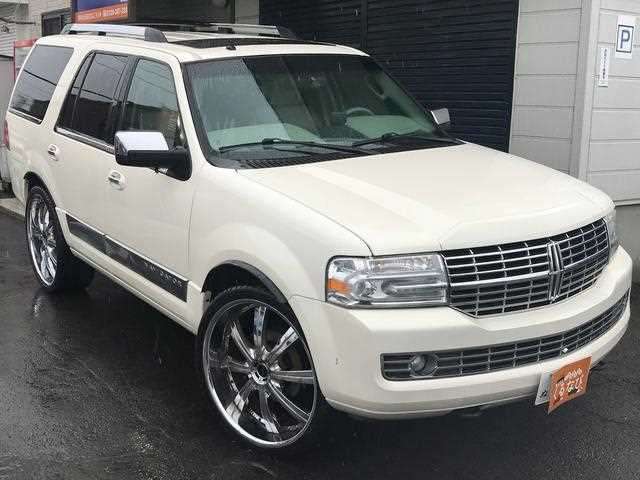 lincoln navigator 2015 CFJ1890414 image 2