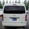toyota hiace-wagon 2012 GOO_JP_700120021230250616003 image 5