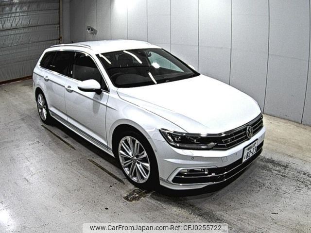 volkswagen passat-variant 2017 -VOLKSWAGEN 【和歌山 300ま8223】--VW Passat Variant 3CCHH-WVWZZZ3CZHE006251---VOLKSWAGEN 【和歌山 300ま8223】--VW Passat Variant 3CCHH-WVWZZZ3CZHE006251- image 1