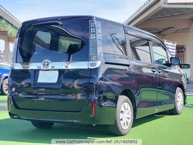 toyota voxy 2015 CFJ1805852 image 2