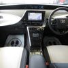 toyota mirai 2017 -TOYOTA--MIRAI ZBA-JPD10--JPD10-0002953---TOYOTA--MIRAI ZBA-JPD10--JPD10-0002953- image 15