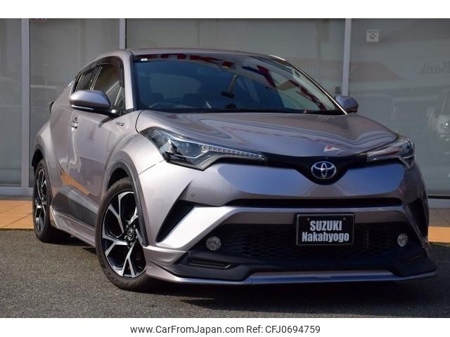 toyota c-hr 2017 quick_quick_DAA-ZYX10_ZYX10-2059908 image 1