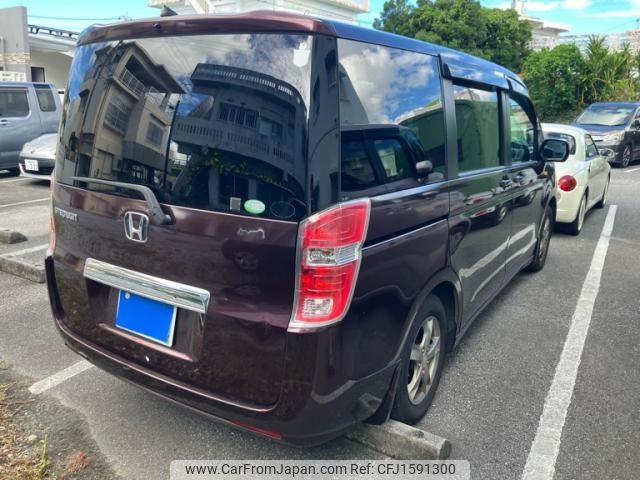 honda stepwagon 2011 CFJ1591300 image 2