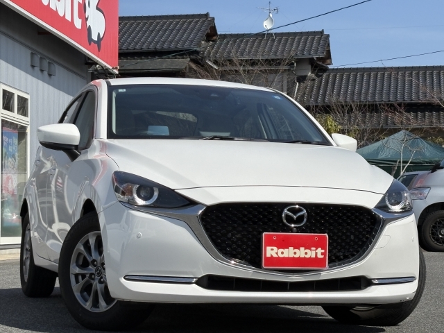 car_12d99165-6bec-4213-8f70-