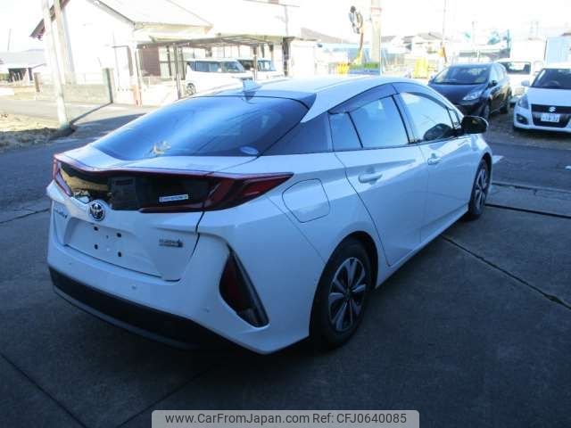 toyota prius-phv 2019 -TOYOTA--Prius PHV DLA-ZVW52--ZVW52-3132737---TOYOTA--Prius PHV DLA-ZVW52--ZVW52-3132737- image 2