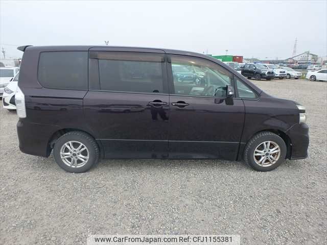 toyota voxy 2010 NIKYO_KT94202 image 1