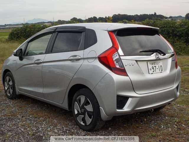 honda fit 2015 CFJ1852398 image 2