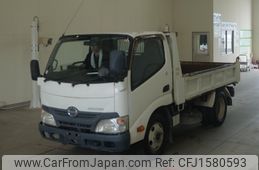 hino dutro 2012 CFJ1580593