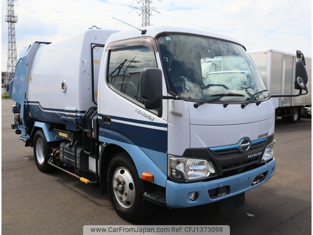 hino dutro 2017 -HINO--Hino Dutoro TSG-XKU600X--XKU600-0001830---HINO--Hino Dutoro TSG-XKU600X--XKU600-0001830- image 2