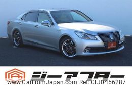 toyota crown 2013 -TOYOTA--Crown DAA-AWS210--AWS210-6014215---TOYOTA--Crown DAA-AWS210--AWS210-6014215-