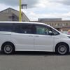toyota noah 2018 GOO_JP_700080015330250511001 image 9