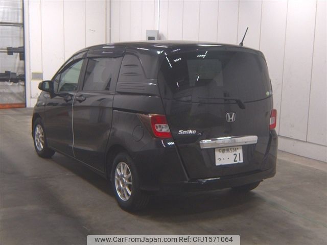 honda freed-spike 2010 CFJ1571064 image 2