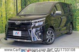 toyota voxy 2018 CFJ1733108