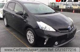 toyota prius-α 2012 CFJ1077216