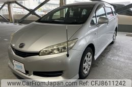 toyota-wish-2010-2000-car_132f4de4-c52b-4b84-9b9f-2e10f95688e6