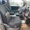 toyota voxy 2006 CFJ1822504 image 13
