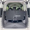 nissan serena 2016 CFJ1653259 image 11