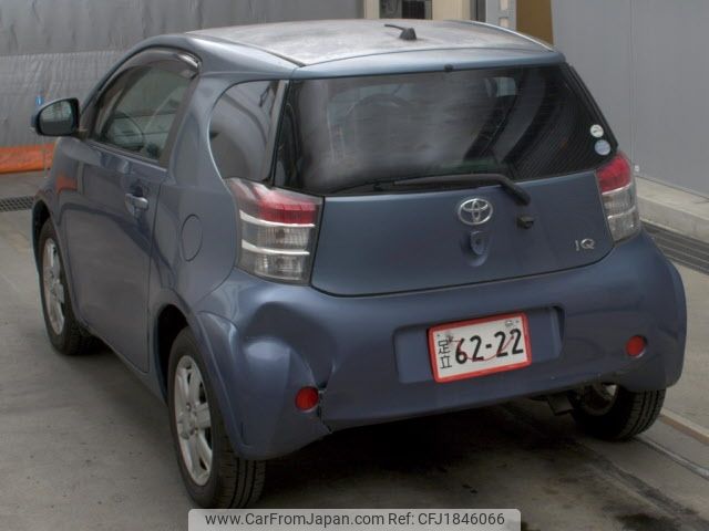 toyota iq 2009 CFJ1846066 image 2