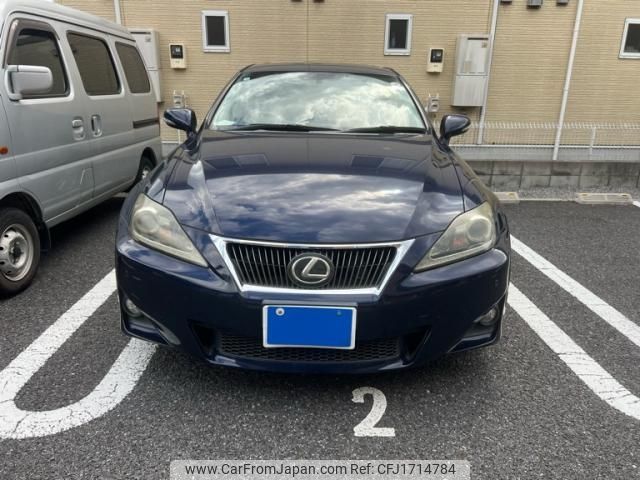 lexus is 2010 CFJ1714784 image 1