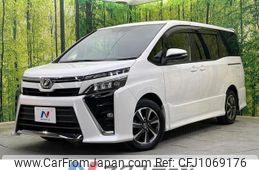 toyota voxy 2018 quick_quick_ZRR80W_ZRR80-0408508