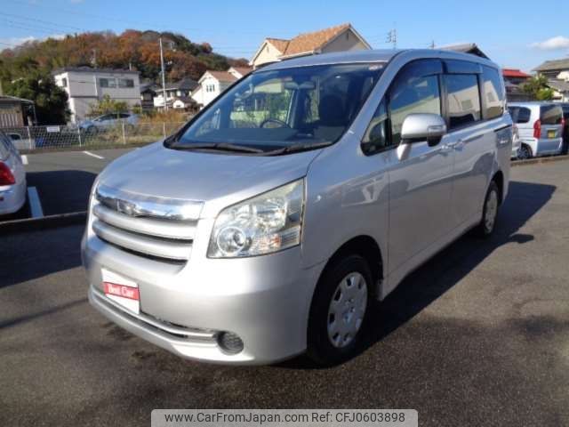 toyota noah 2008 -TOYOTA--Noah DBA-ZRR70G--ZRR70-0147785---TOYOTA--Noah DBA-ZRR70G--ZRR70-0147785- image 1